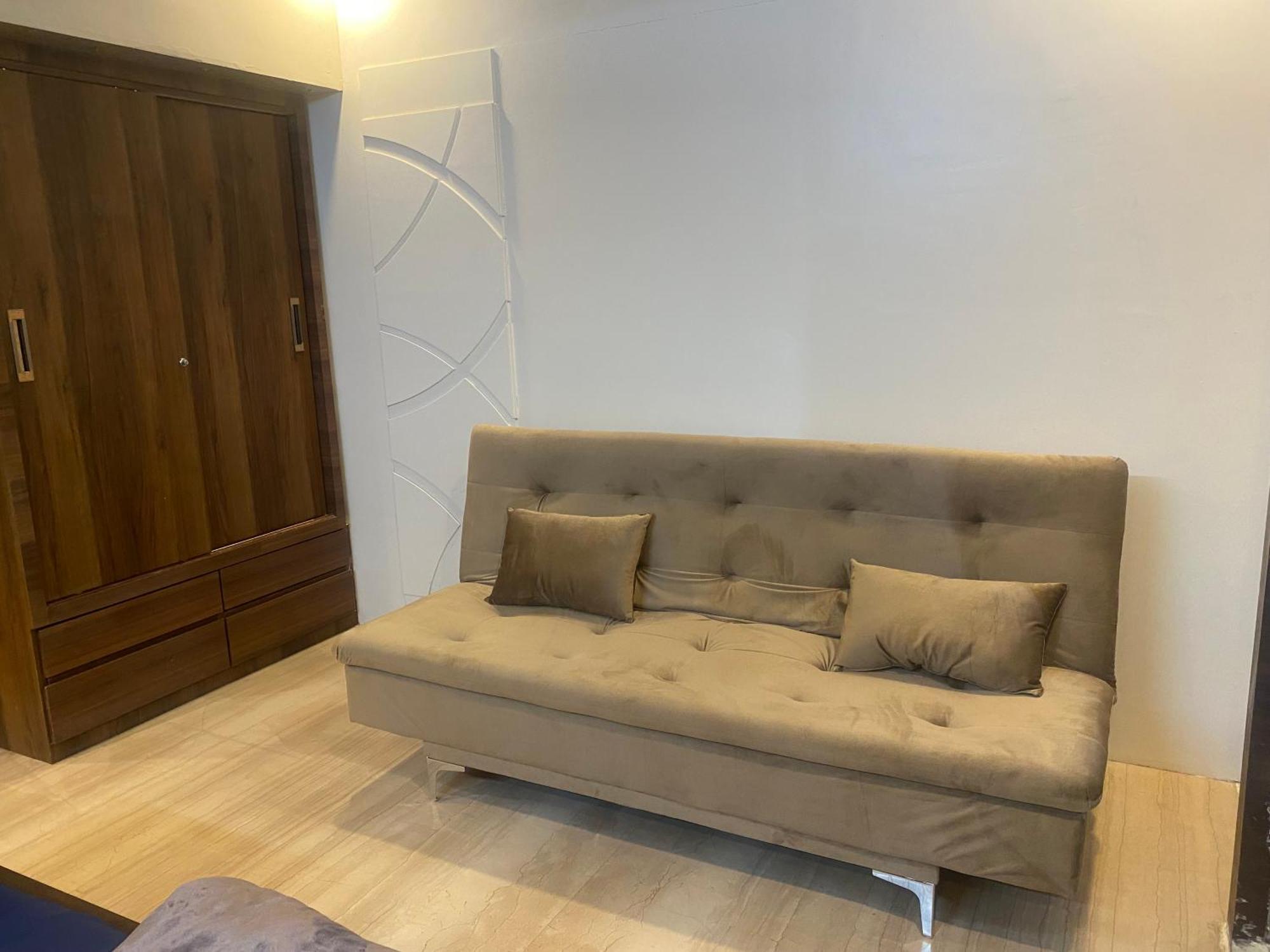 Bandra'S Prime Luxurious 2 Bhk Apartment Мумбай Екстериор снимка